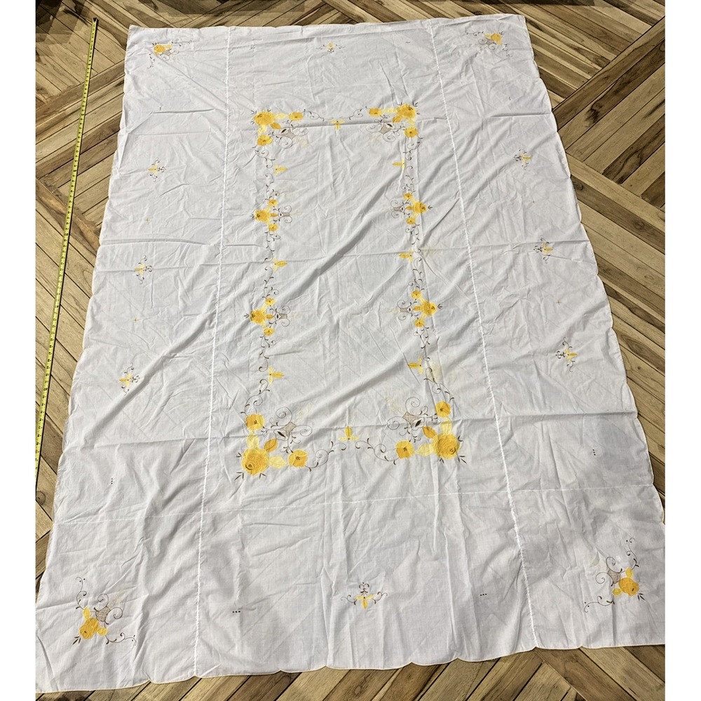 Vintage Hand Embroidered Linen Tablecloth White Yellow Floral 102x62 Rectangular